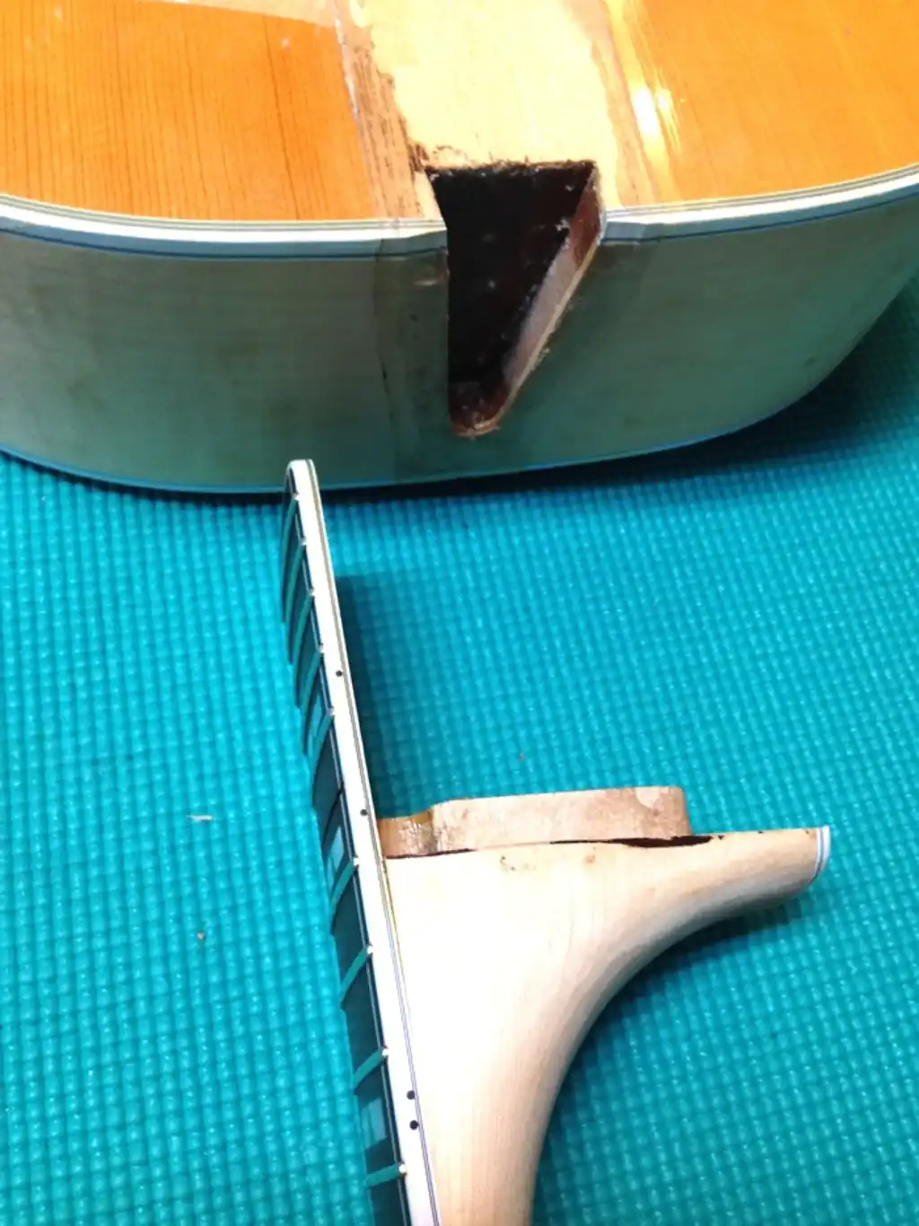 Cozad Guitars - Neck Resets