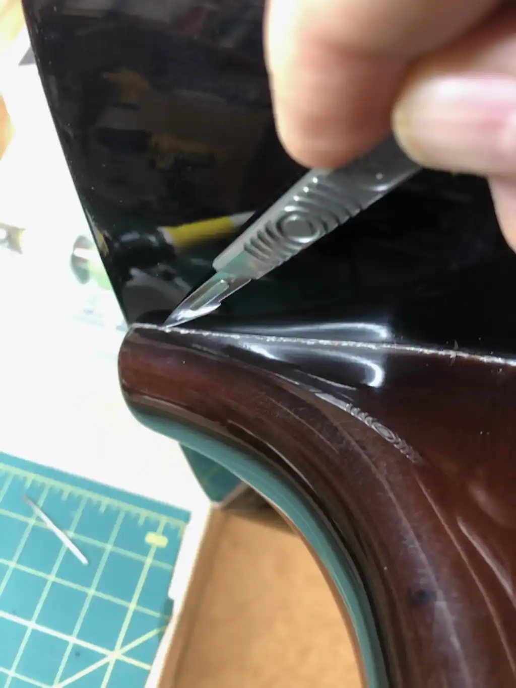 Cozad Guitars - Scribing the Heel