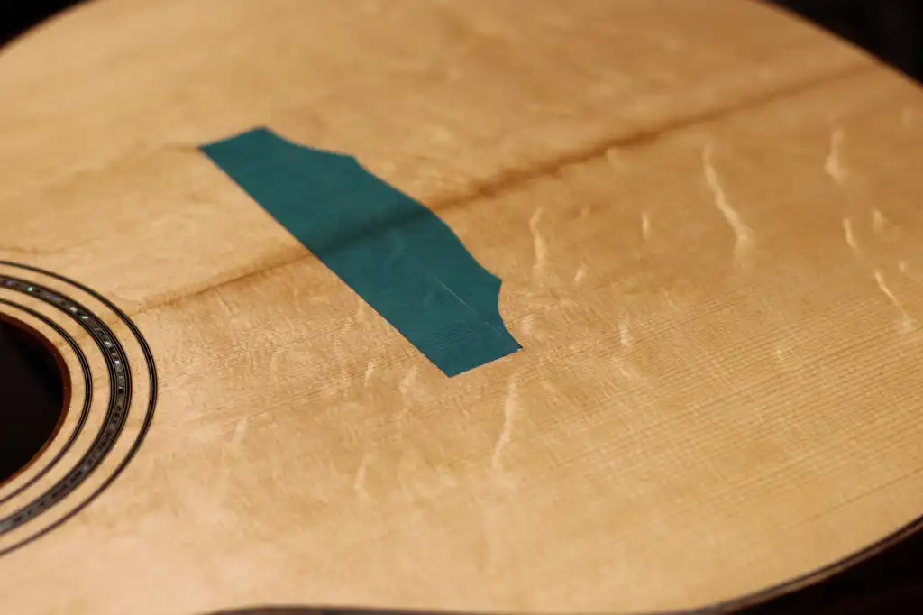 Cozad Guitars - Bearclaw Sitka under CA Finish