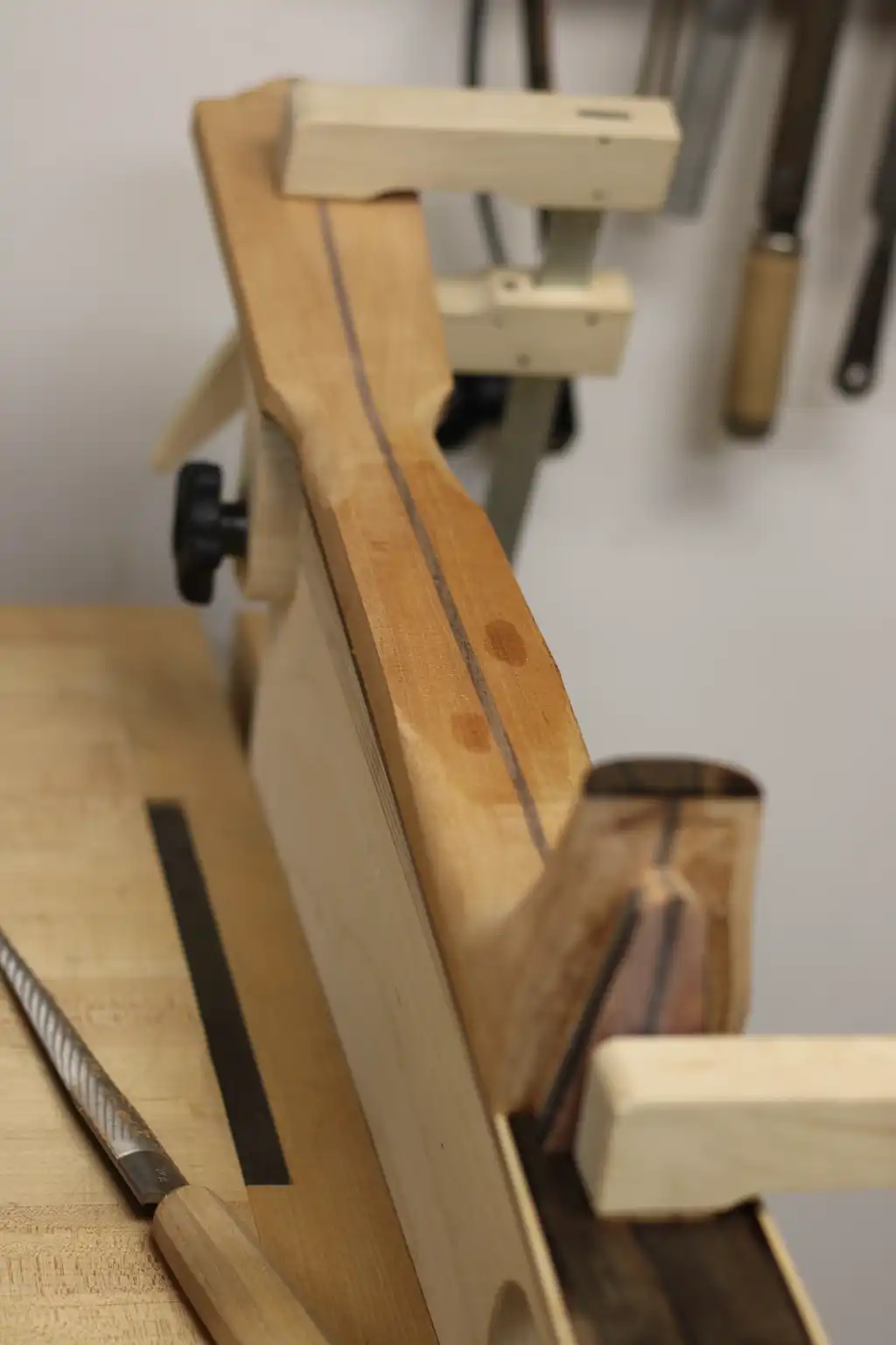 Cozad Guitars - Shaping the Neck