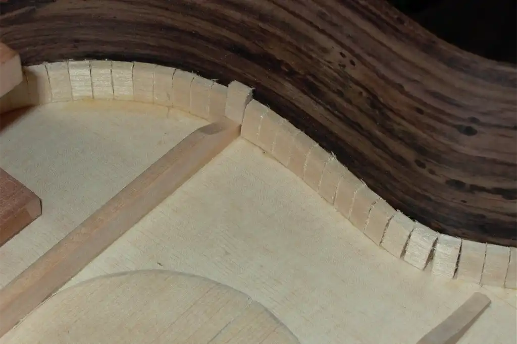 Cozad Guitars - Tentalones