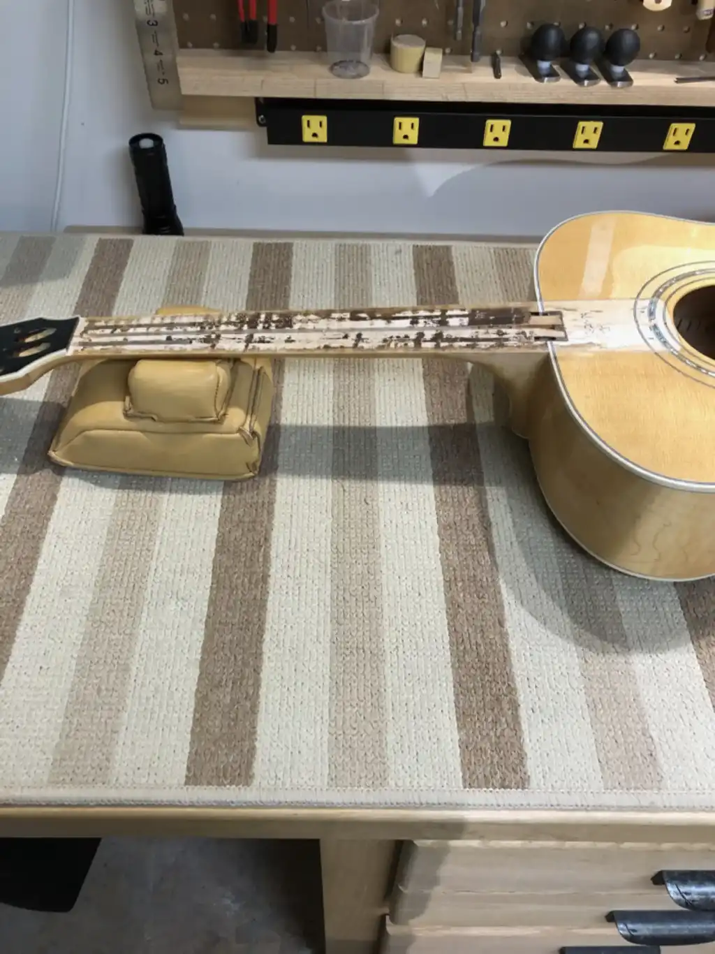 Cozad Guitars - Guild JF65-12 Fretboard Removed