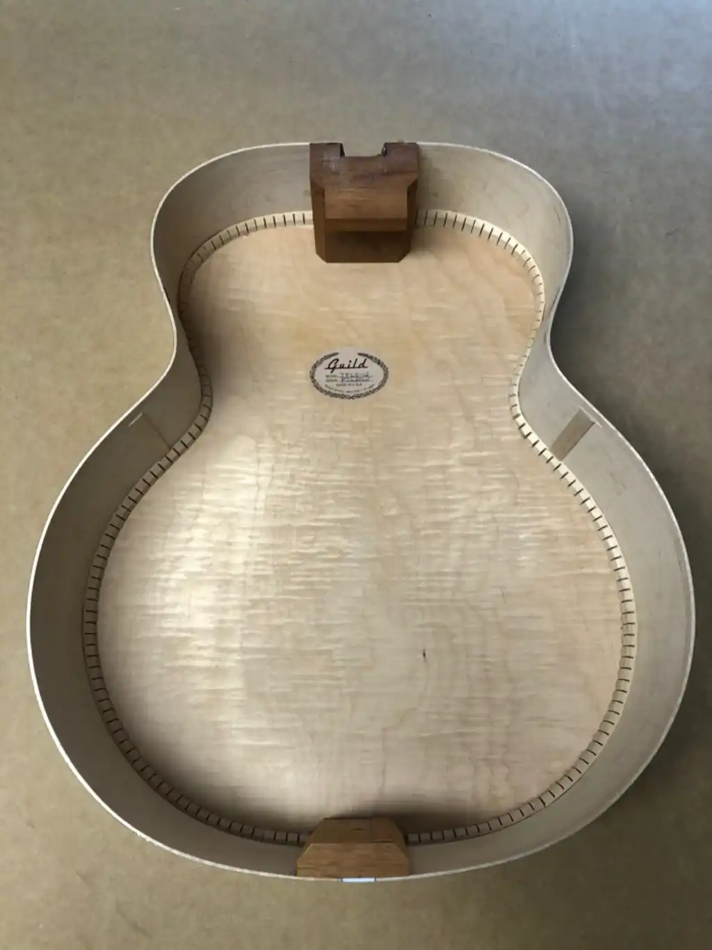 Cozad Guitars - Guild JF65-12 Kerfing Removed